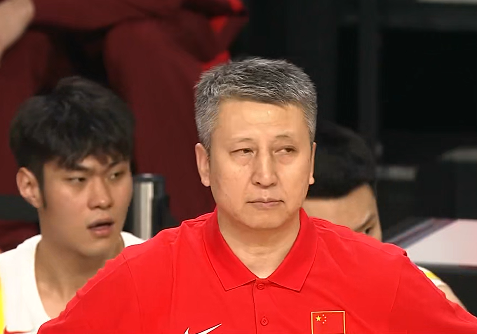 开云体育官网-压力山大！男篮2连胜，更衣室有1人在哭泣，郭士强前来安慰